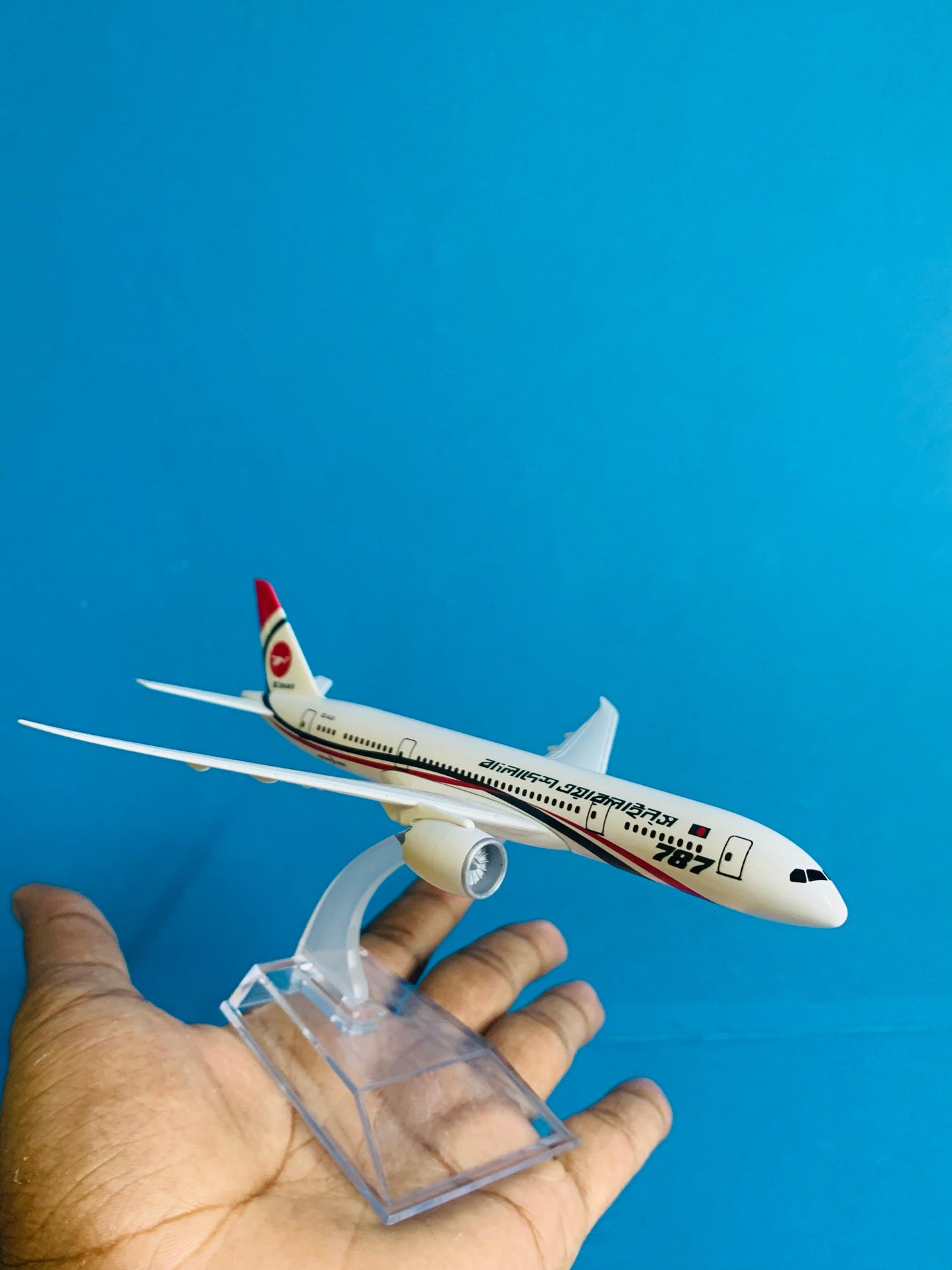 Bangladesh Airlines Boeing 787 Metal Aircraft – 16cm